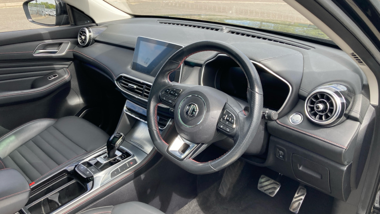 MG Hs 1.5 T-GDI PHEV Exclusive 5dr Auto Hatchback
